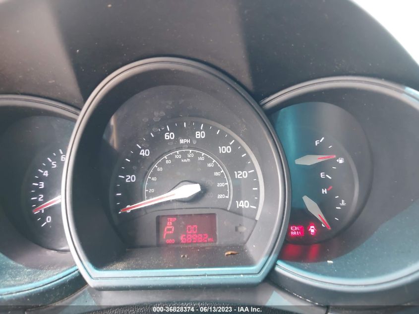 2016 KIA RIO LX - KNADM4A32G6596867