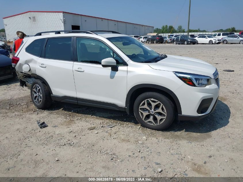 2020 SUBARU FORESTER PREMIUM - JF2SKAGC2LH415286
