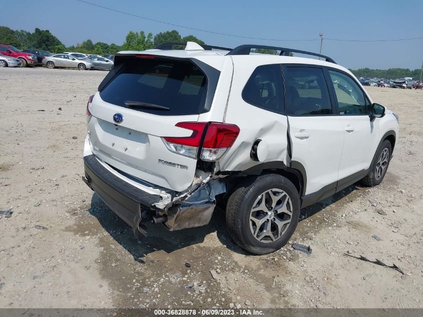 2020 SUBARU FORESTER PREMIUM - JF2SKAGC2LH415286