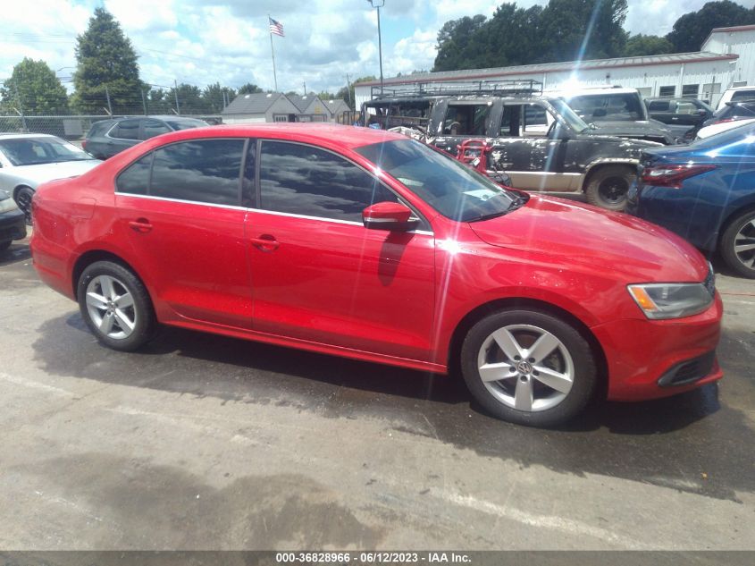 2013 VOLKSWAGEN JETTA SEDAN TDI - 3VWLL7AJ4DM407176