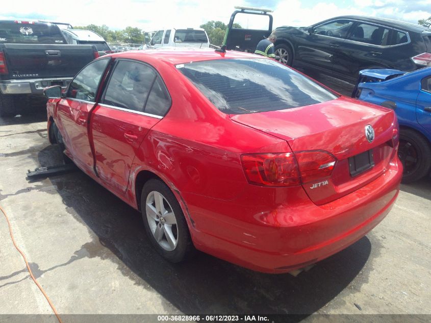 2013 VOLKSWAGEN JETTA SEDAN TDI - 3VWLL7AJ4DM407176