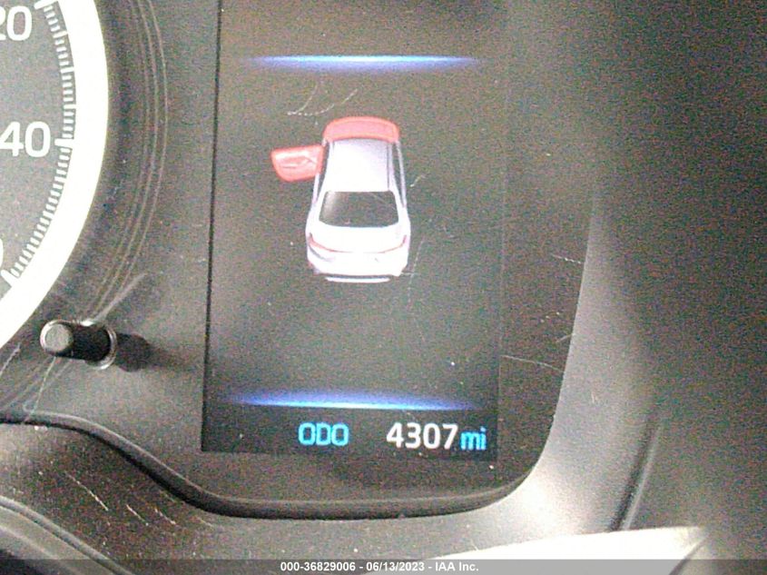 2022 TOYOTA COROLLA LE - JTDEPMAE5N3027591