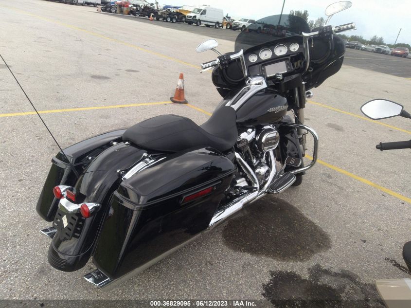 2017 HARLEY-DAVIDSON FLHXS STREET GLIDE SPECIAL - 1HD1KRC12HB680179