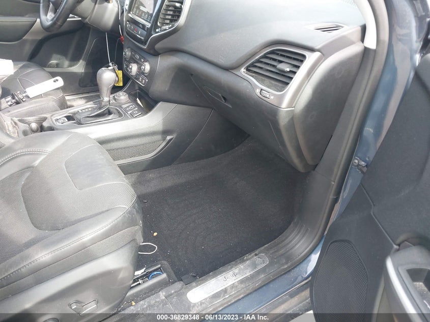 VIN 1C4PJMDX0MD172098 2021 JEEP CHEROKEE LIMITED