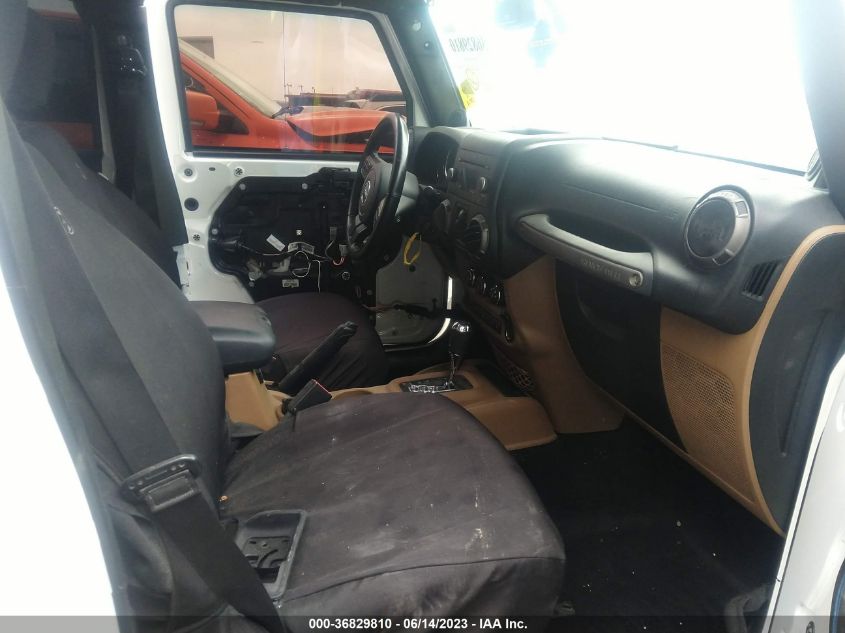 2013 JEEP WRANGLER UNLIMITED SAHARA - 1C4BJWEG4DL706455