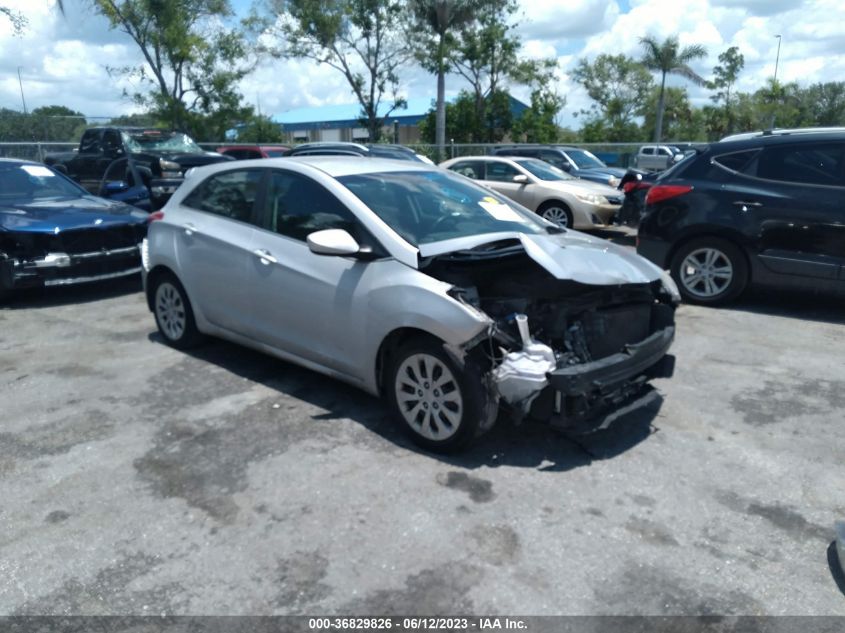 2017 HYUNDAI ELANTRA GT - KMHD35LH7HU369123