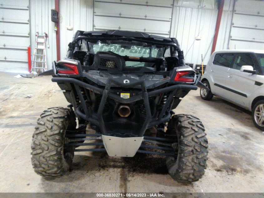 2019 CAN-AM MAVERICK X3 X DS TURBO R - 3JBVDAW42KK002065
