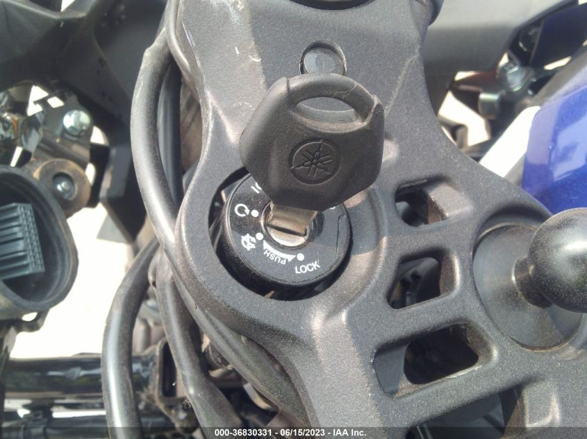 2021 YAMAHA YZFR3 A MH3RH18Y3MK006287