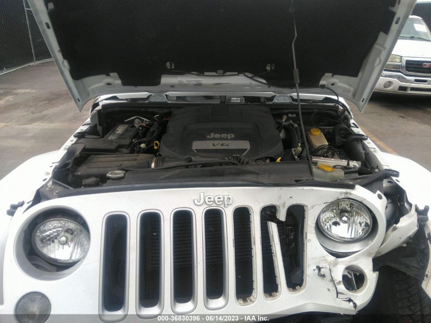 2016 JEEP WRANGLER UNLIMITED SAHARA - 1C4BJWEGXGL250885