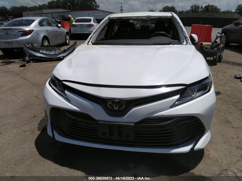2018 TOYOTA CAMRY LE - 4T1B11HK7JU515424