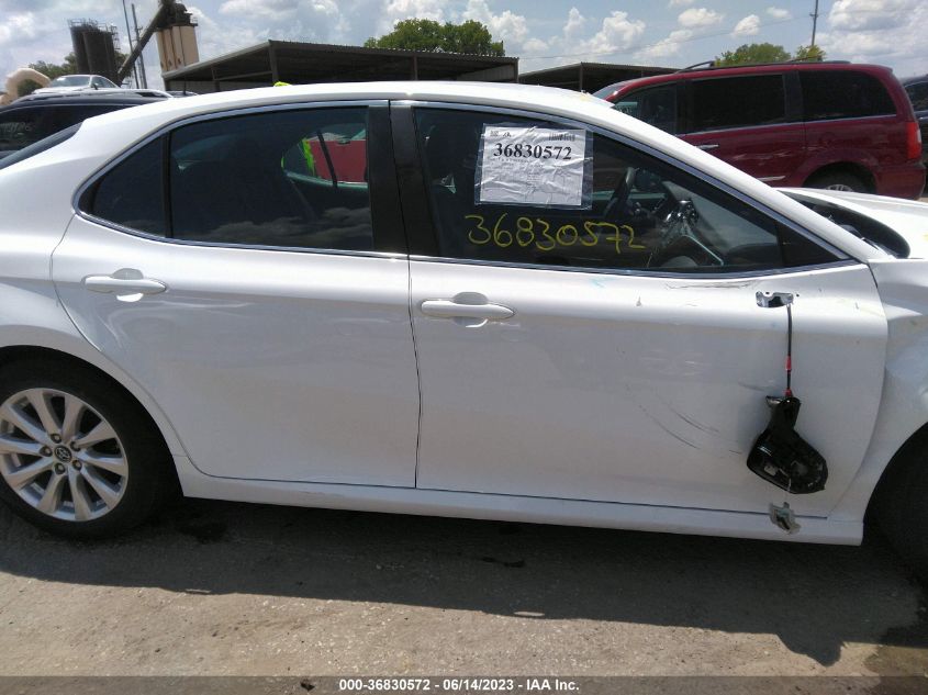 2018 TOYOTA CAMRY LE - 4T1B11HK7JU515424