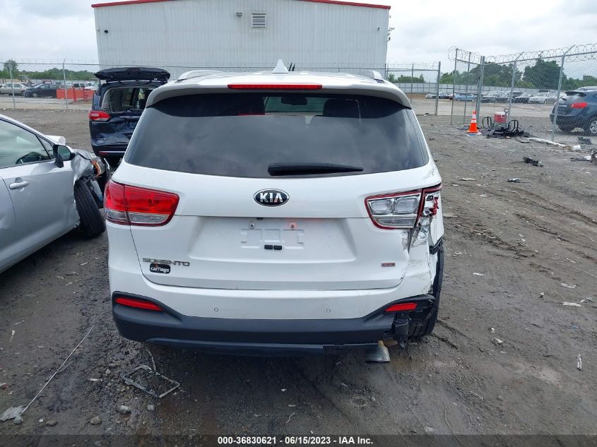 2017 KIA SORENTO LX - 5XYPG4A31HG273139