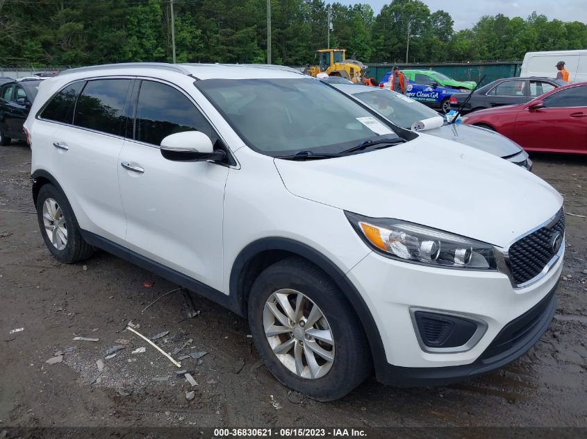 2017 KIA SORENTO LX - 5XYPG4A31HG273139