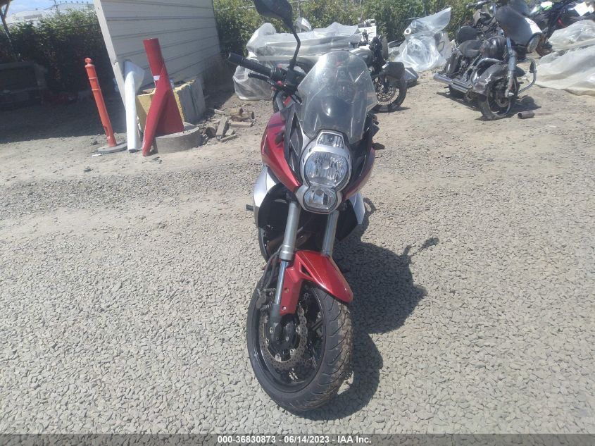 2011 KAWASAKI LE650 C - JKALEEC11BDA02672