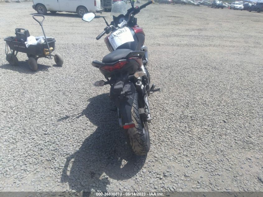 2011 KAWASAKI LE650 C - JKALEEC11BDA02672