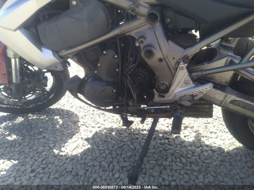 2011 KAWASAKI LE650 C - JKALEEC11BDA02672