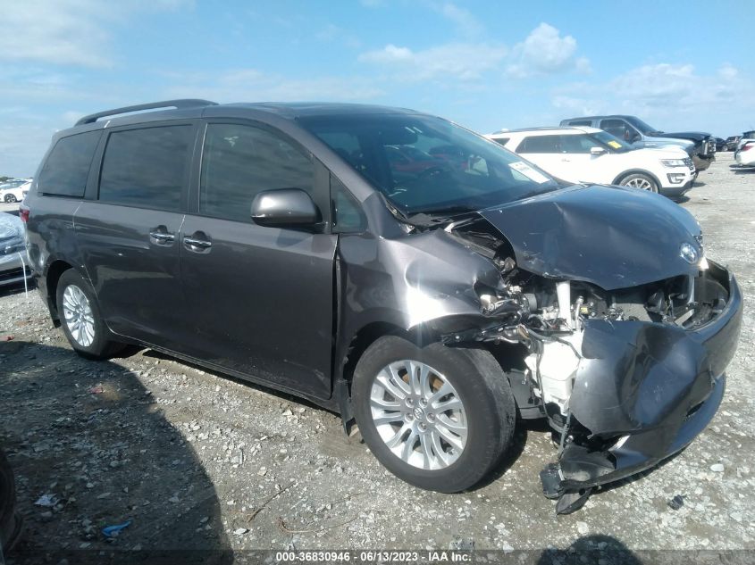 5TDYZ3DC3HS778364 2017 TOYOTA SIENNA, photo no. 13