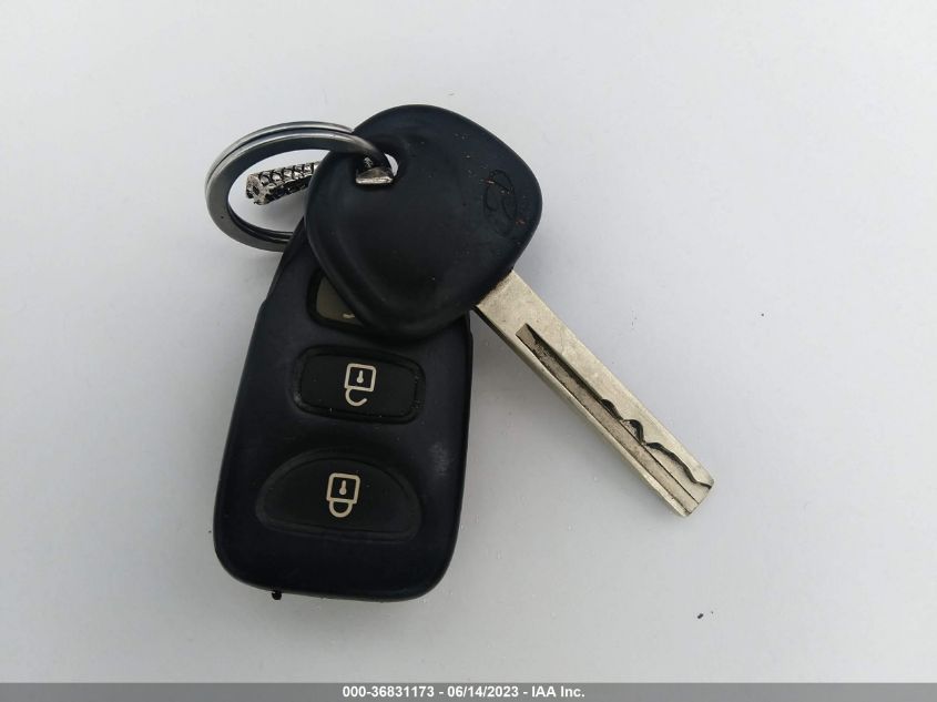 2017 HYUNDAI VELOSTER - KMHTC6AD3HU307137