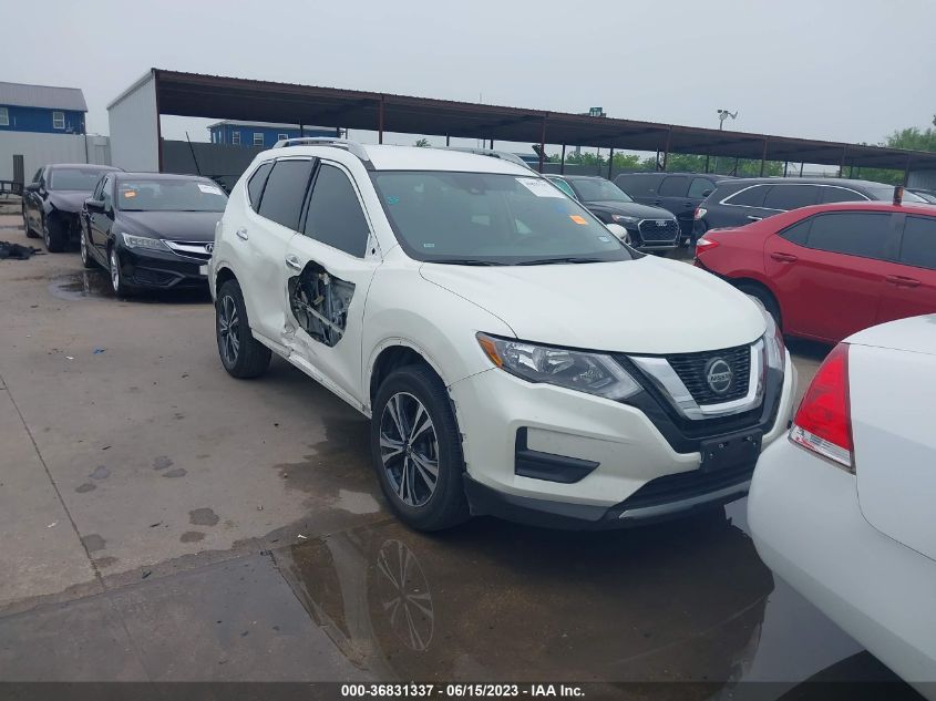 2019 NISSAN ROGUE SV - 5N1AT2MTXKC843860