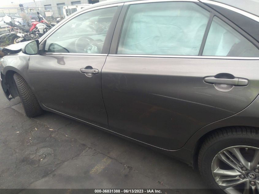2017 TOYOTA CAMRY SE - 4T1BF1FK8HU695513