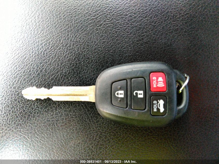 2016 TOYOTA CAMRY LE/XLE/SE/XSE - 4T4BF1FK2GR552867
