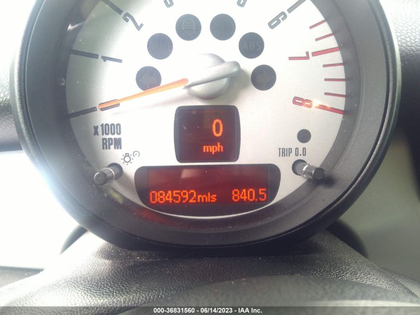 2013 MINI COOPER HARDTOP - WMWSU3C55DT372148