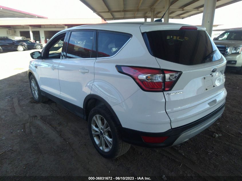 2017 FORD ESCAPE SE - 1FMCU0GD9HUC98901