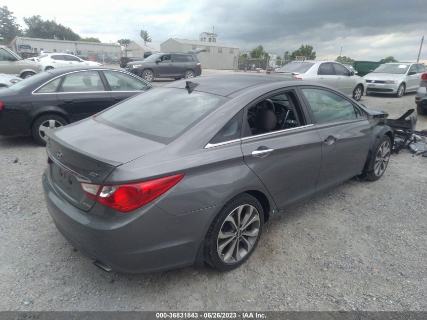 2013 HYUNDAI SONATA SE/LIMITED - 5NPEC4AB6DH587317