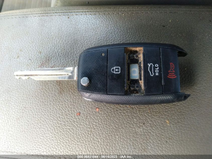 2016 KIA FORTE LX - KNAFX4A64G5440345