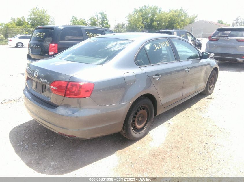 2013 VOLKSWAGEN JETTA SEDAN S - 3VW1K7AJ4DM272243