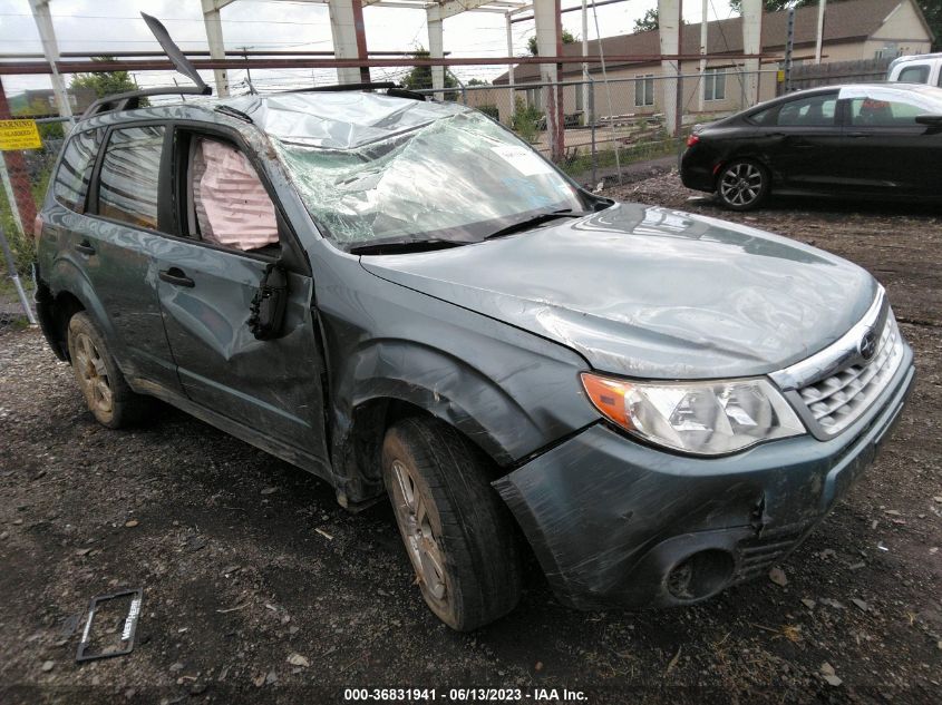 2013 SUBARU FORESTER 2.5X - JF2SHABCXDG422595