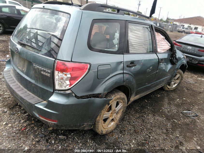 2013 SUBARU FORESTER 2.5X - JF2SHABCXDG422595