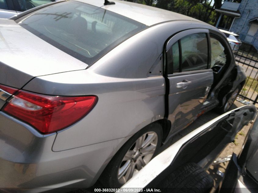 2013 CHRYSLER 200 TOURING - 1C3CCBBB5DN618202