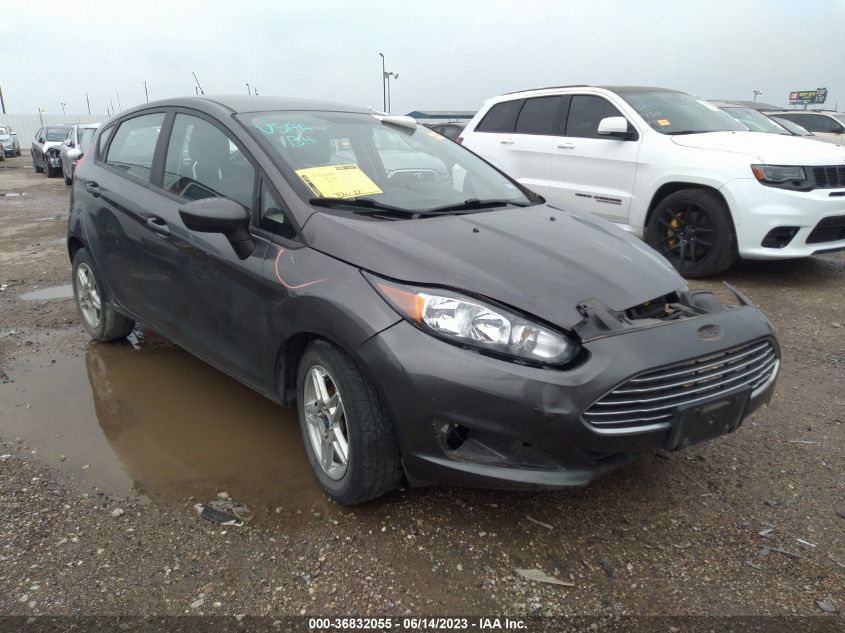 VIN 3FADP4EJ7HM153429 2017 FORD FIESTA no.1