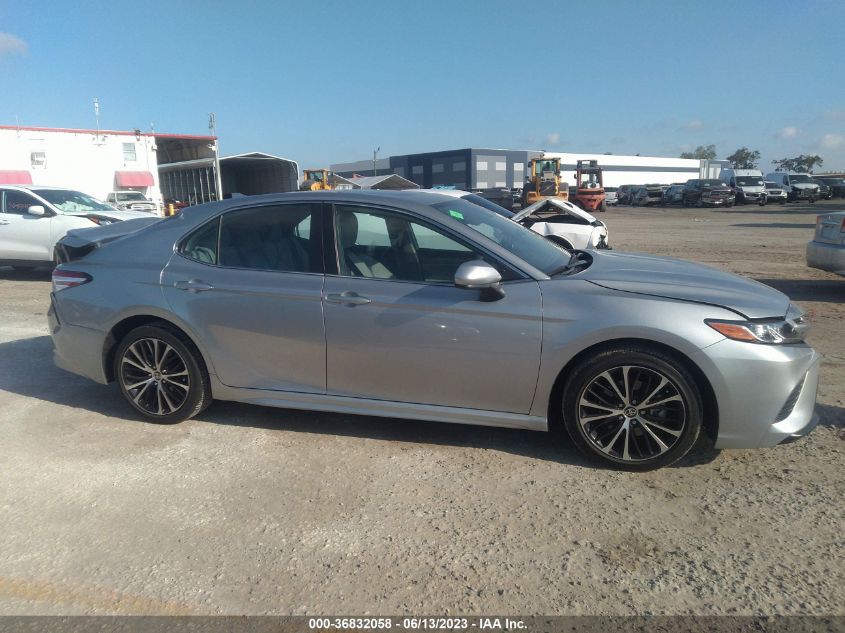 2020 TOYOTA CAMRY SE/SE NIGHT SHADE - 4T1G11AK4LU508126