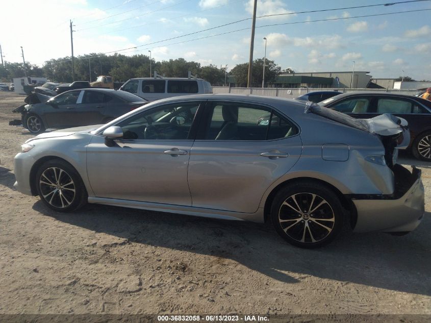 2020 TOYOTA CAMRY SE/SE NIGHT SHADE - 4T1G11AK4LU508126
