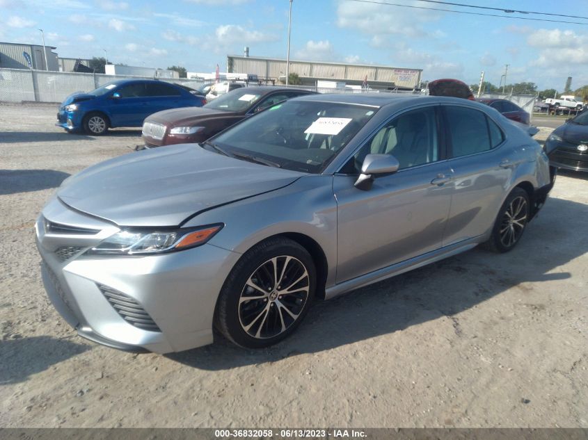 2020 TOYOTA CAMRY SE/SE NIGHT SHADE - 4T1G11AK4LU508126