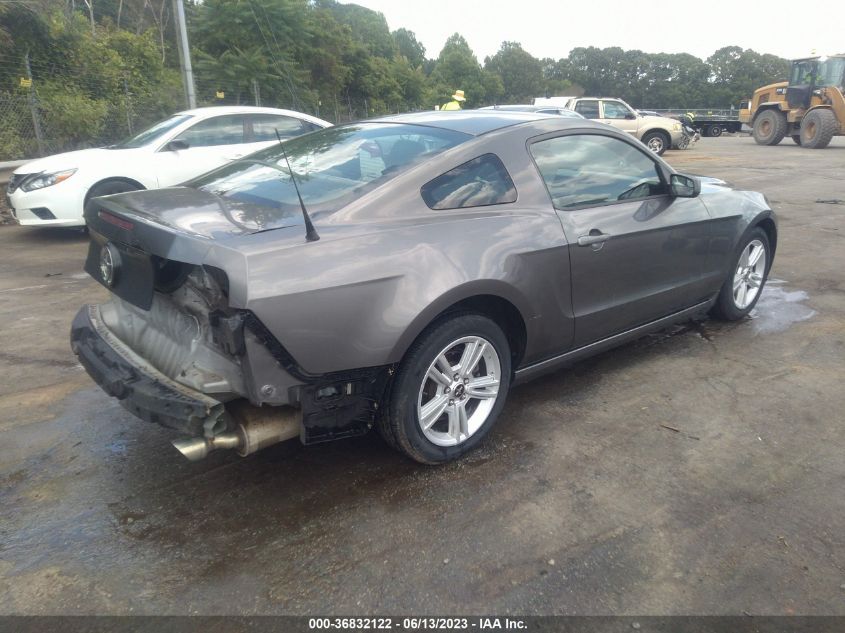 2014 FORD MUSTANG V6 - 1ZVBP8AM3E5290326