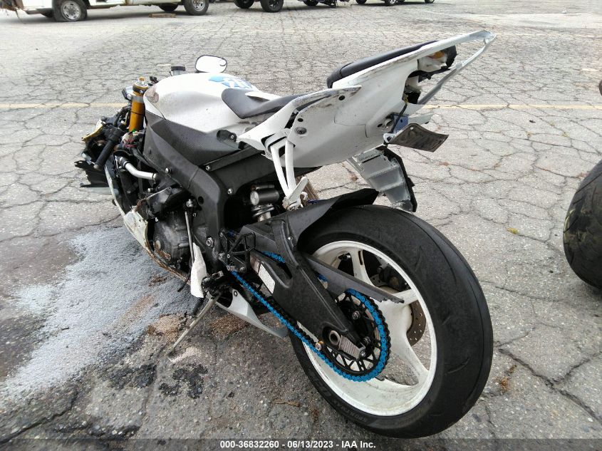 2009 YAMAHA YZFR6 JYARJ16E69A015148