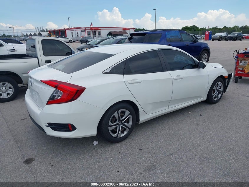 VIN 19XFC2F58JE002717 2018 HONDA CIVIC SEDAN LX