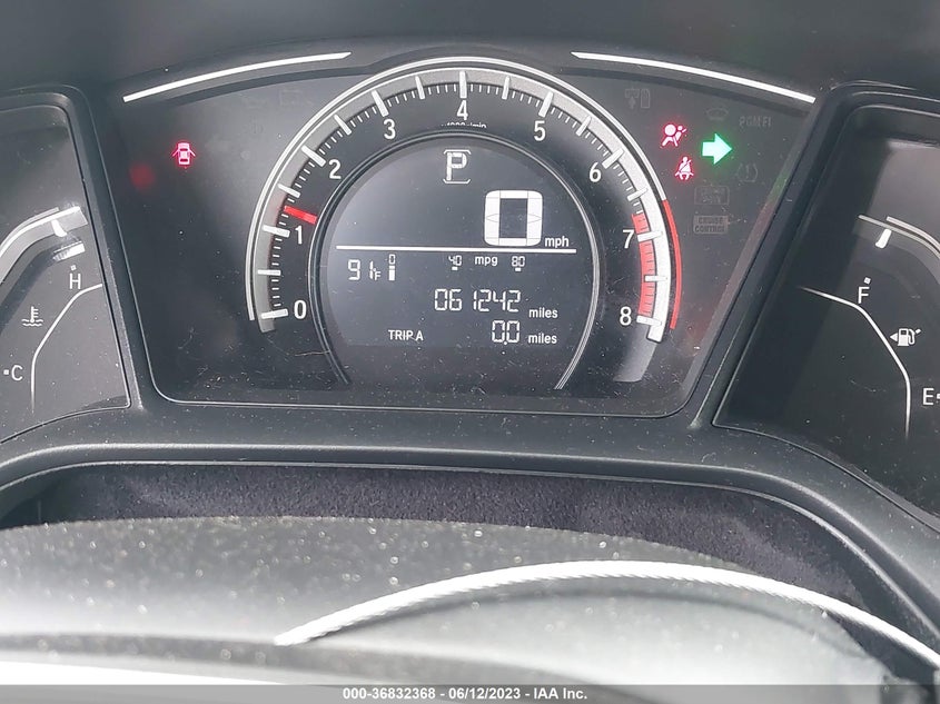 VIN 19XFC2F58JE002717 2018 HONDA CIVIC SEDAN LX