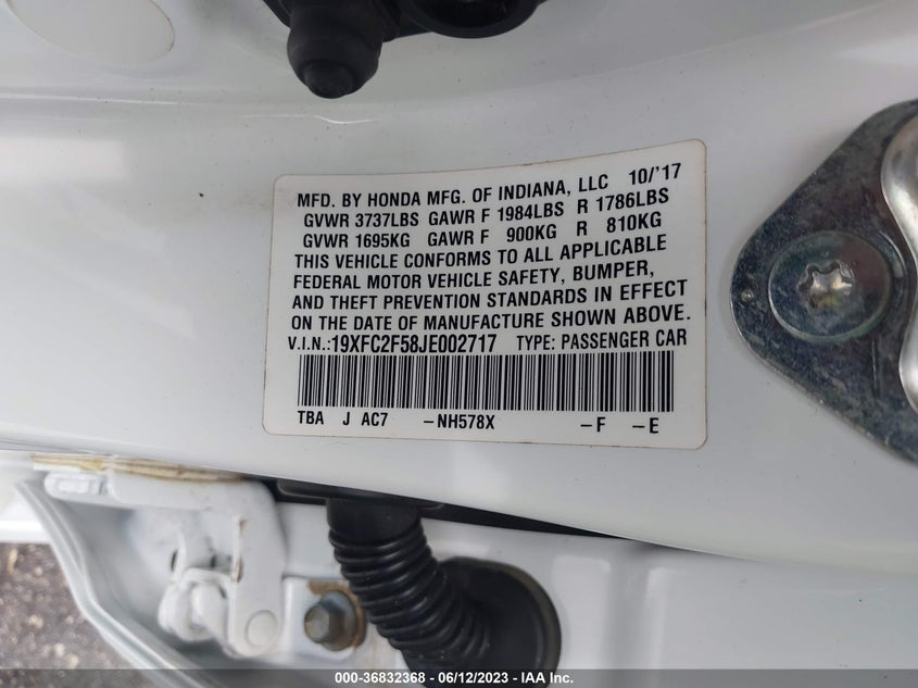 VIN 19XFC2F58JE002717 2018 HONDA CIVIC SEDAN LX