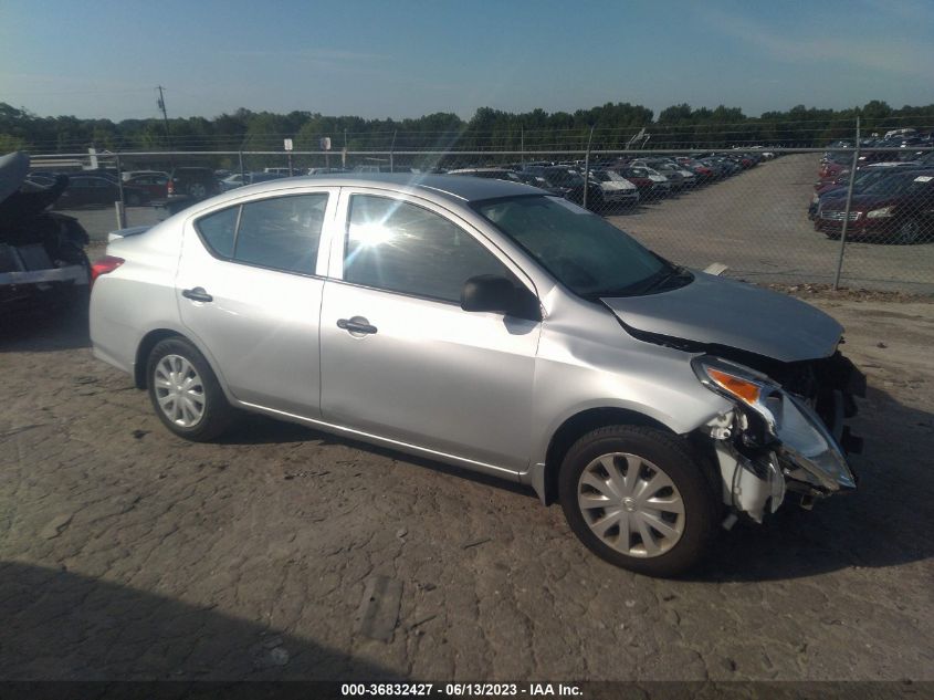 2015 NISSAN VERSA S PLUS - 3N1CN7AP2FL950524