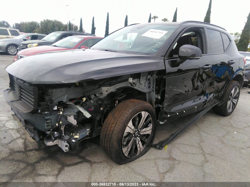 2023 VOLVO XC40 RECHARGE PURE PLUS YV4ED3UL3P2040004