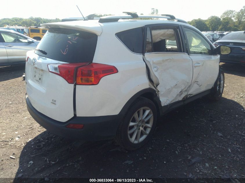 2015 TOYOTA RAV4 LE - JTMBFREV3FJ022903
