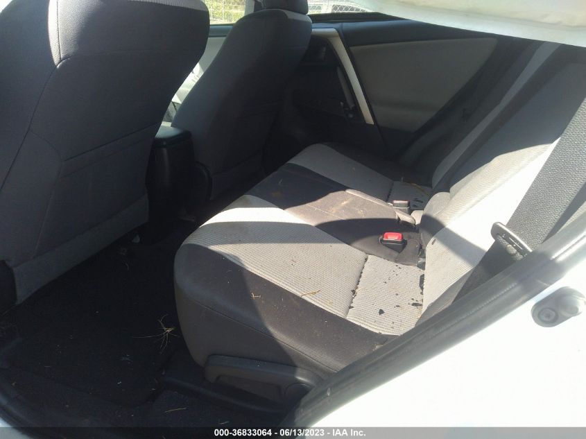 2015 TOYOTA RAV4 LE - JTMBFREV3FJ022903