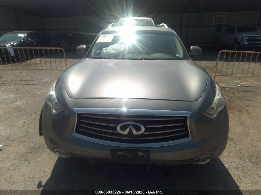 2014 INFINITI QX70 JN8CS1MU1EM450285