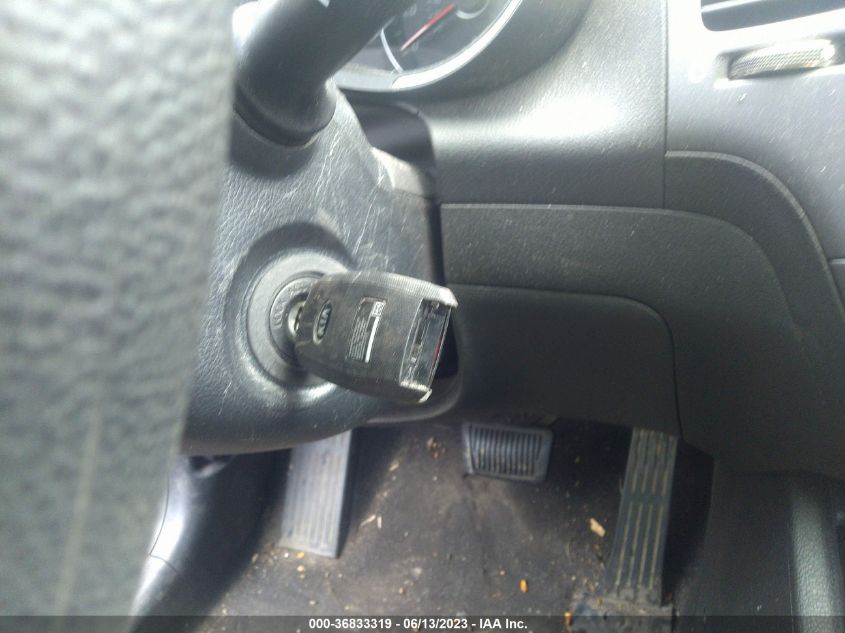 2016 KIA FORTE LX - KNAFK4A63G5460696
