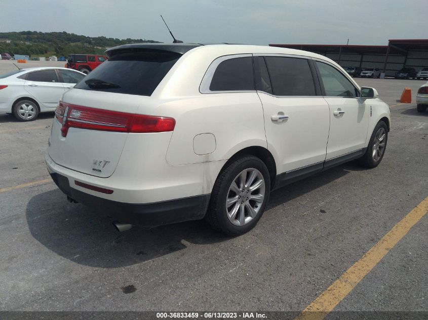 2013 LINCOLN MKT ECOBOOST - 2LMHJ5AT3DBL58798