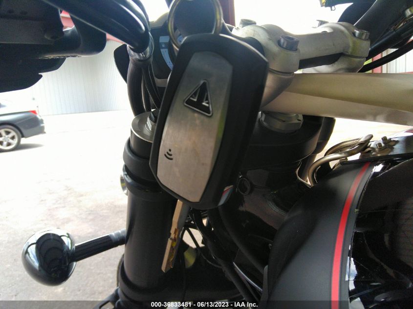 2019 TRIUMPH MOTORCYCLE SCRAMBLER 1200 XC - SMTD45HG9KT938599